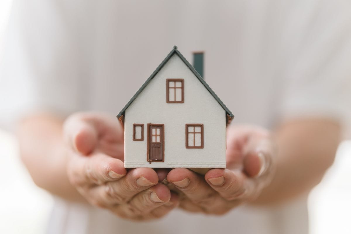 How to Get a Mortgage as a First-Time Buyer: Step by Step